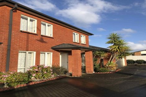 Photo of property in 13 Belcoo Crescent, East Tamaki, Auckland, 2013