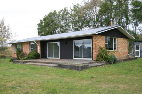 Photo of property in 556 Mangorei Road, Mangorei, New Plymouth, 4371