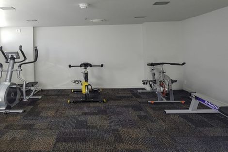 Photo of property in Montreaux Apartments, 5a/164 The Terrace, Wellington Central, Wellington, 6011