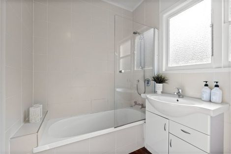 Photo of property in 2/33 Havelock Avenue, Forrest Hill, Auckland, 0620