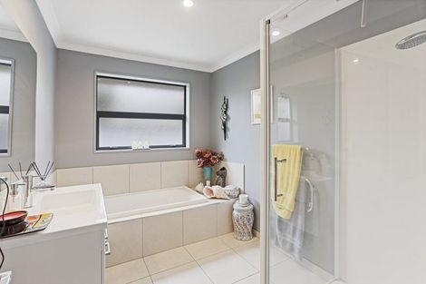 Photo of property in 49 Oakwood Drive, Rangiora, 7400