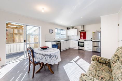 Photo of property in 263 Te Moana Road, Waikanae, 5036