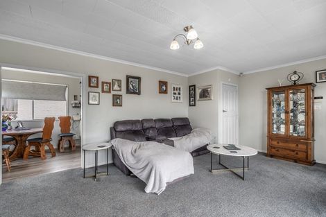 Photo of property in 27 Iona Place, Strathern, Invercargill, 9812