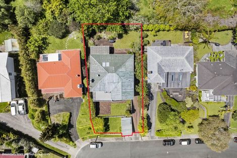 Photo of property in 8 Webb Place, Forrest Hill, Auckland, 0620