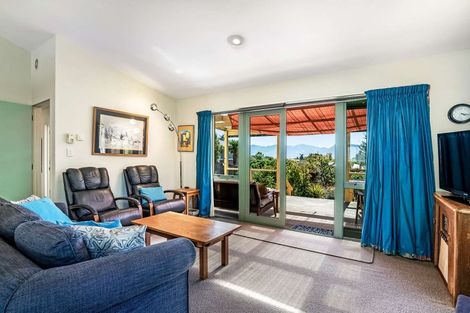 Photo of property in 8b Te Papau Crescent, Diamond Harbour, 8972