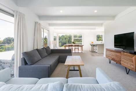 Photo of property in 6 Aotea Crescent, Havelock North, 4130