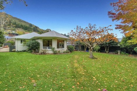 Photo of property in 70 Bowenvale Avenue, Cashmere, Christchurch, 8022