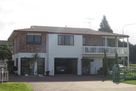 Photo of property in 2a Balmacewen Place, Mount Maunganui, 3116