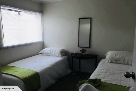 Photo of property in 16 Bob Charles Drive, Golflands, Auckland, 2013