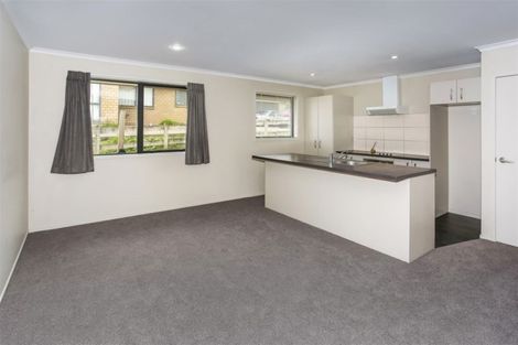 Photo of property in 20 Mcgowan Rise, Tuakau, 2121