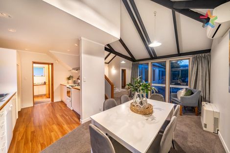 Photo of property in 2/196 Dowse Drive, Maungaraki, Lower Hutt, 5010