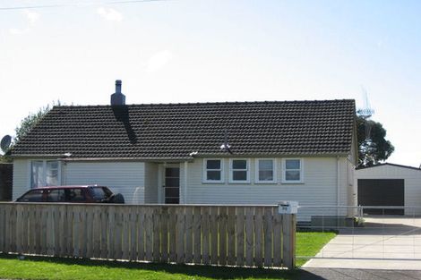 Photo of property in 70 Taumaihi Street, Bulls, 4818