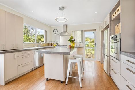 Photo of property in 75 Brightside Road, Stanmore Bay, Whangaparaoa, 0932