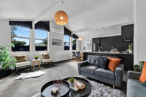 Photo of property in 22 Nevada Drive, Merrilands, New Plymouth, 4312