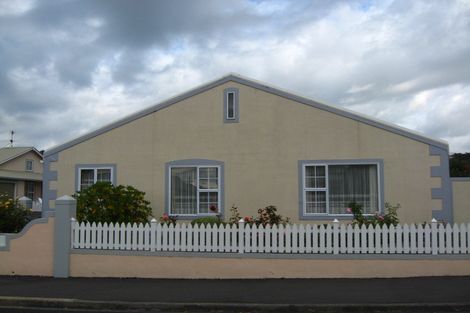 Photo of property in Balmoral Park, 4/31 Eastbourne Street, Caversham, Dunedin, 9012