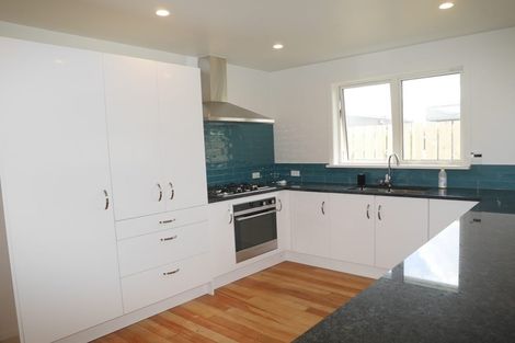 Photo of property in 1 Toru Road, Paraparaumu Beach, Paraparaumu, 5032