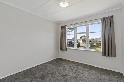 Photo of property in 10 Alamein Place, Pukekohe, 2120