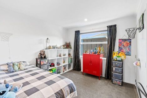 Photo of property in 17 Forbes Road, Foxton Beach, Foxton, 4815