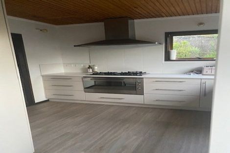 Photo of property in 1/63a Norwood Road, Bayswater, Auckland, 0622