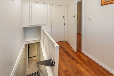 Photo of property in 20 Great North Road, Saint Johns Hill, Whanganui, 4500