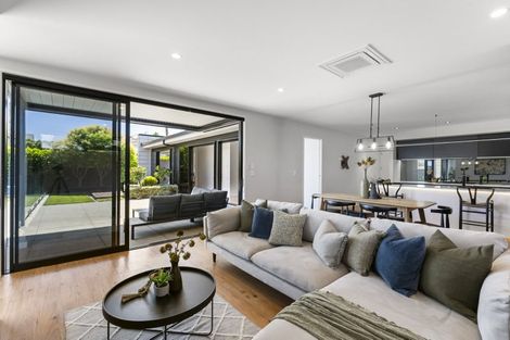 Photo of property in 2 Oceania Sands Way, Papamoa Beach, Papamoa, 3118