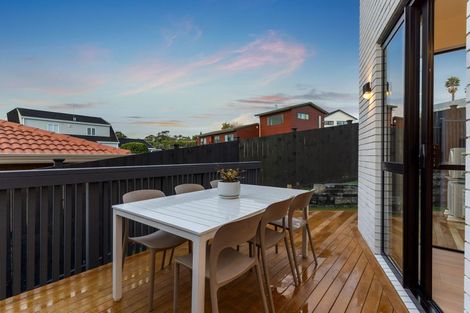 Photo of property in 14a Altair Place, Windsor Park, Auckland, 0632