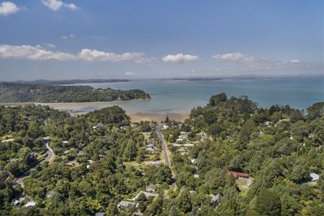 Photo of property in 37 Western Road, Laingholm, Auckland, 0604