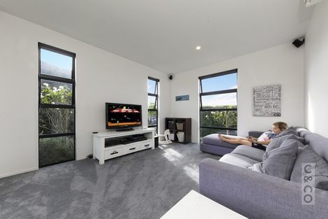 Photo of property in 28 Pohutukawa Parade, Riverhead, 0820