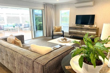 Photo of property in 14 Haast Place, Poraiti, Napier, 4112