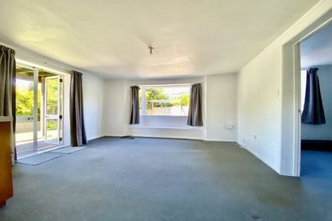 Photo of property in 50 Weatherly Road, Torbay, Auckland, 0630