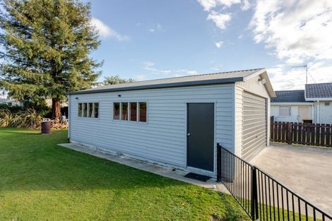 Photo of property in 56 Barraud Street, Dannevirke, 4930