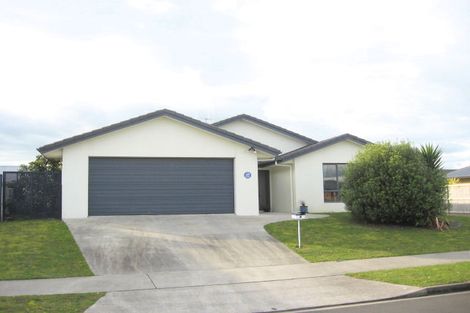 Photo of property in 5 Cranbrook Place, Rototuna North, Hamilton, 3210