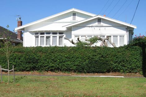 Photo of property in 50 Seabrook Avenue, New Lynn, Auckland, 0600