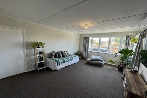 Photo of property in 37 Fenchurch Street, Redwood, Christchurch, 8051