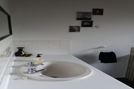 Photo of property in 47 Wairau Road, Oakura, 4314