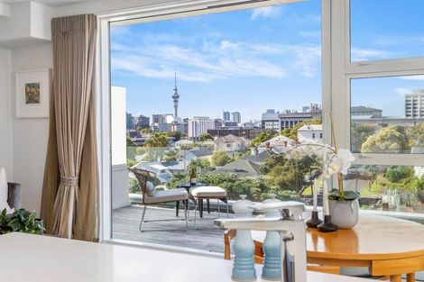 Photo of property in 405/246 Khyber Pass Road, Grafton, Auckland, 1023