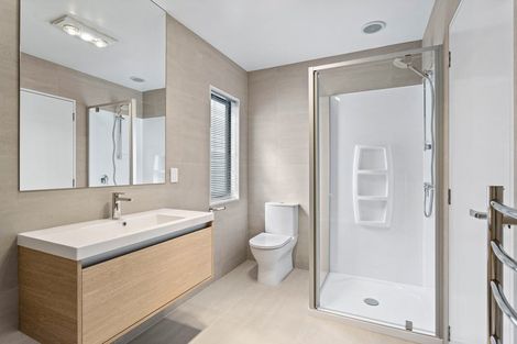 Photo of property in 31 Parkmore Drive, Rosehill, Papakura, 2113