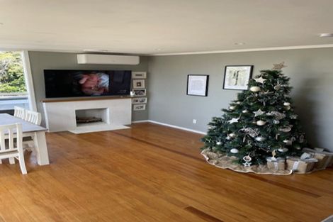 Photo of property in 1/48 Matipo Road, Mairangi Bay, Auckland, 0630