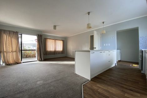 Photo of property in 21c Fort Richard Road, Otahuhu, Auckland, 1062