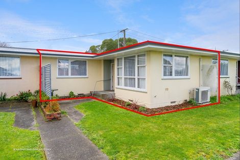 Photo of property in Cedarwood Flats, 10/15 Opaki Road, Lansdowne, Masterton, 5810