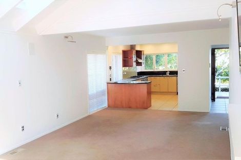 Photo of property in 36 Rewi Street, Torbay, Auckland, 0630