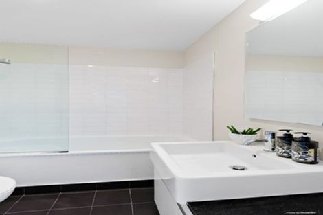 Photo of property in 9/4 Campbell Road, Takapuna, Auckland, 0622