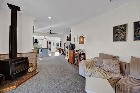 Photo of property in 1288 Normanby Road, Manaia, Hawera, 4678