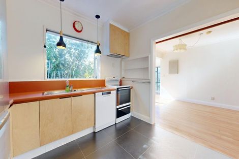 Photo of property in 10 Hornsey Road, Melrose, Wellington, 6023