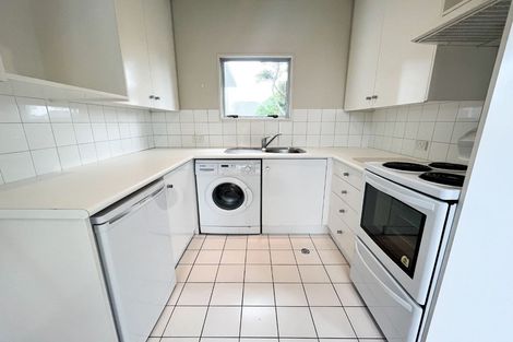 Photo of property in 4/15 Peterborough Street, Christchurch Central, Christchurch, 8013