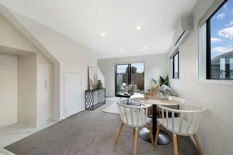 Photo of property in 3/137 View Road, Sunnyvale, Auckland, 0612