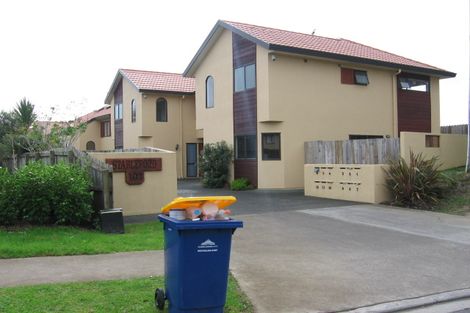 Photo of property in 3/102 Greenhithe Road, Greenhithe, Auckland, 0632