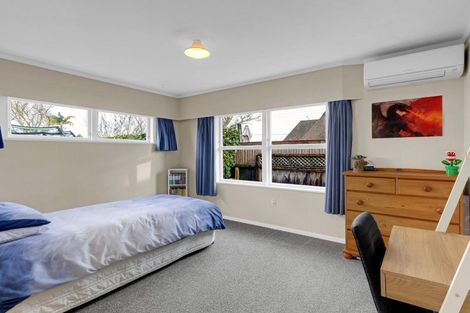 Photo of property in 4 Marnane Terrace, St Andrews, Hamilton, 3200