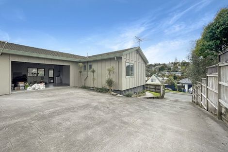 Photo of property in 60 Zefiro Drive, Massey, Auckland, 0614