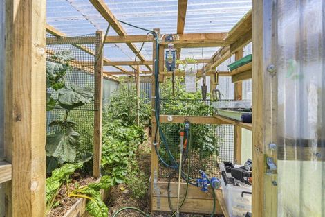 Photo of property in 10 Te Rangi Hiroa Place, Urenui, 4375